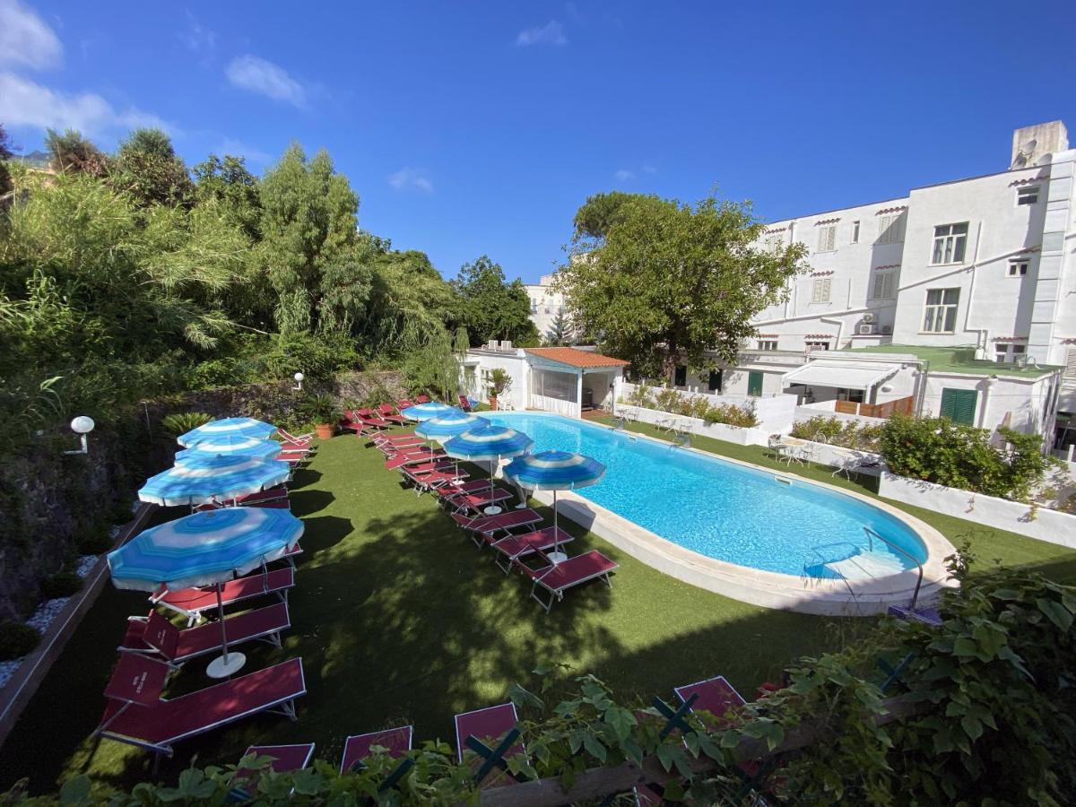 Hotel Stella Maris Terme 卡萨米乔拉泰尔梅 外观 照片